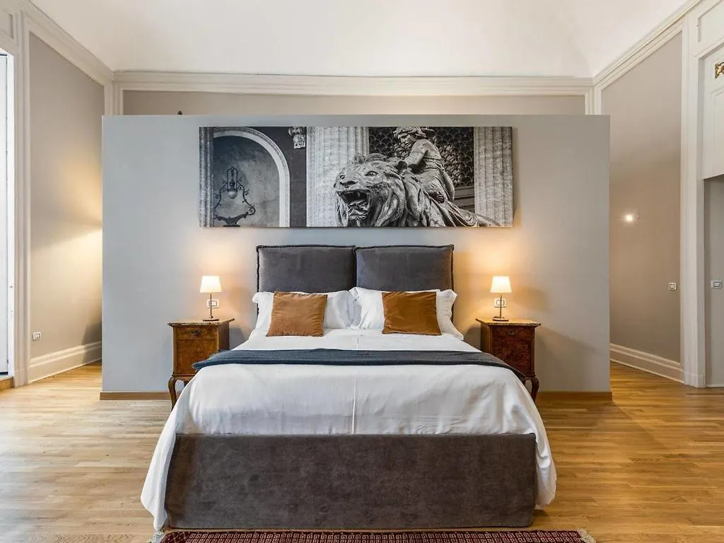 Home - Piazza Navona Rom 0*,